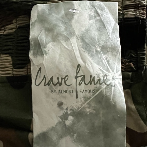 NWT - Camo Zip Front Lace Trim Bustier - Picture 7 of 8